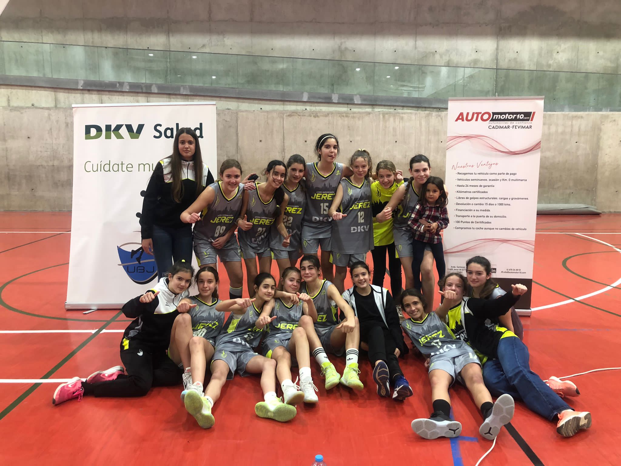 Equipo femenino del DKV Unión Baloncesto Jerez