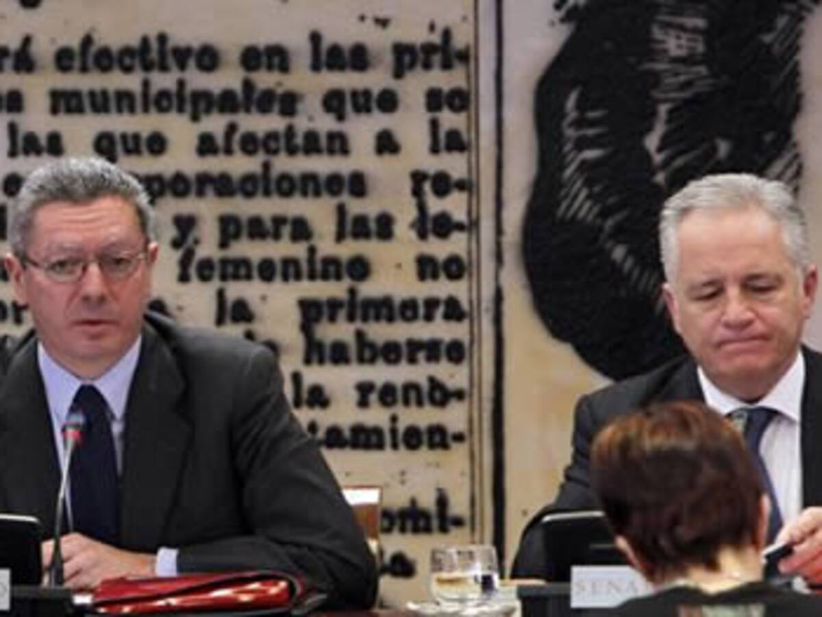 Gallardón asegura que España está en situación de "emergencia" por la crisis