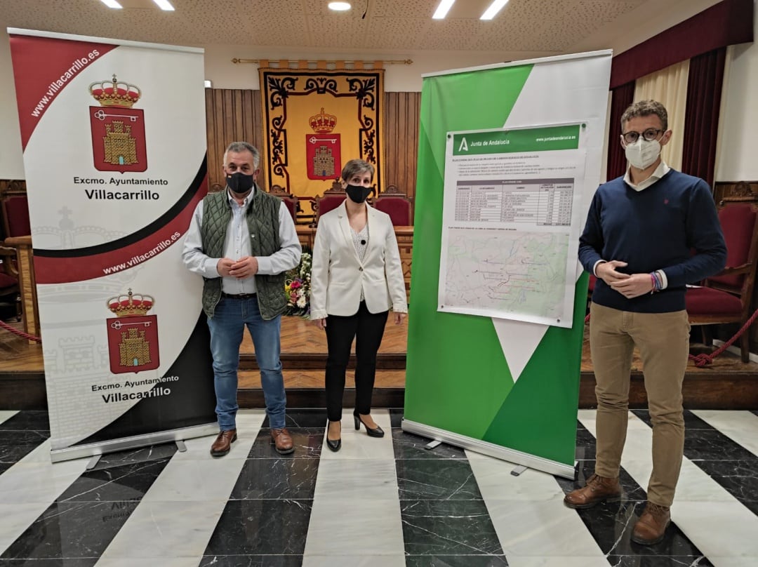 Antonio García, Soledad Aranda y Francisco Miralles durante la presentación del proyecto