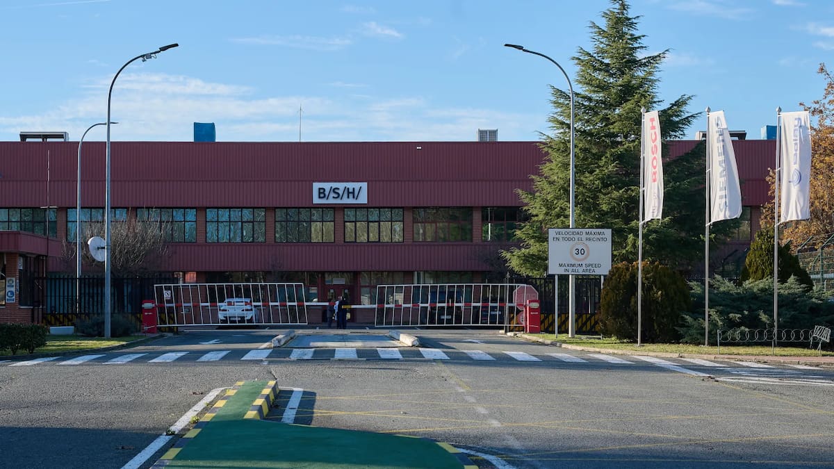 La primera llamada, con Juanjo Hermoso de Mendoza, expresidente del Comité de Empresa de BSH Esquíroz