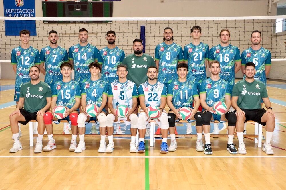 Foto de familia de Unicaja Costa de Almería 25-26.