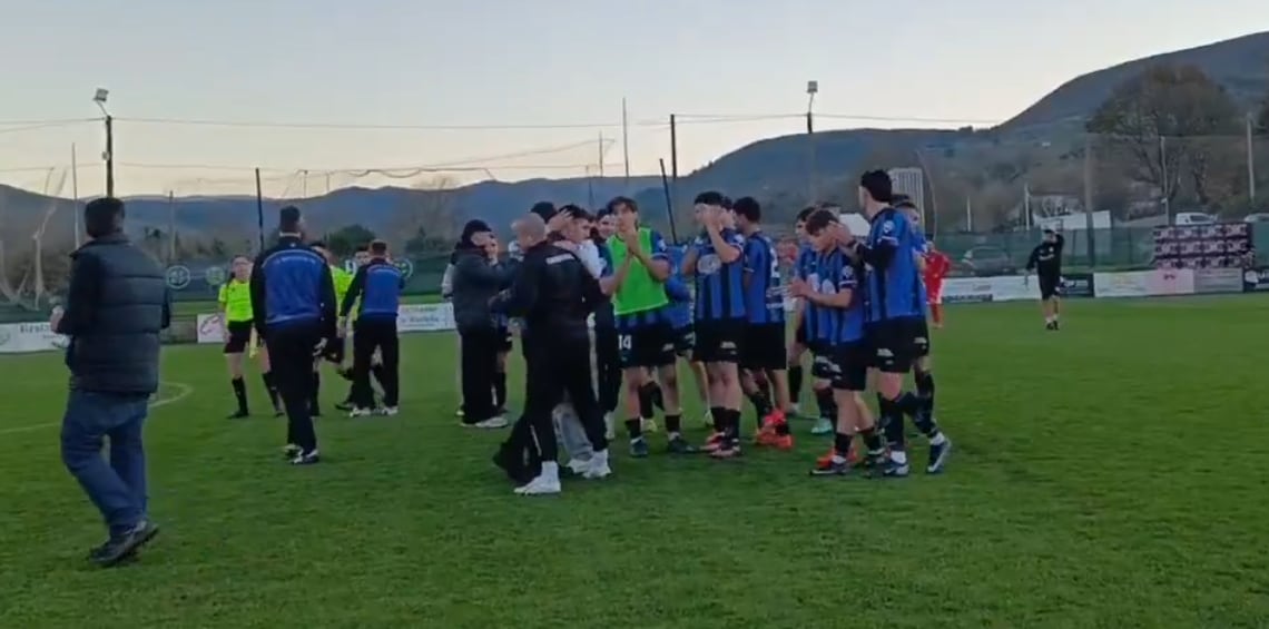 Celebración de los jugadores del Montañas del Pas.