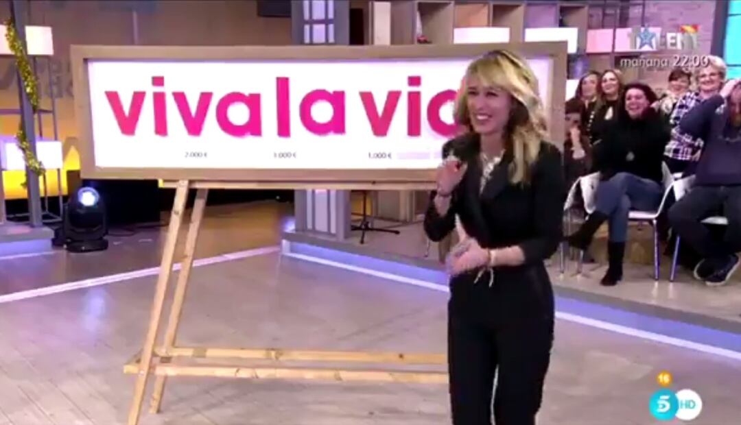 El ataque de risa de Emma García en &#039;Viva la vida&#039;