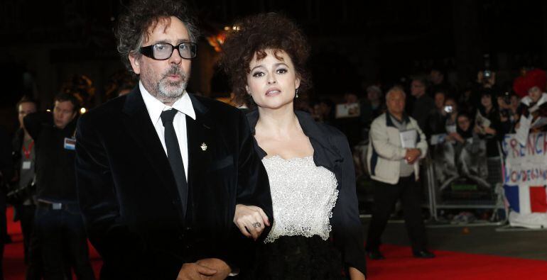 Tim Burton y Helena Bonham Carter en el estreno de &#039;Frankenweenie 3D&#039; en octubre de 2012