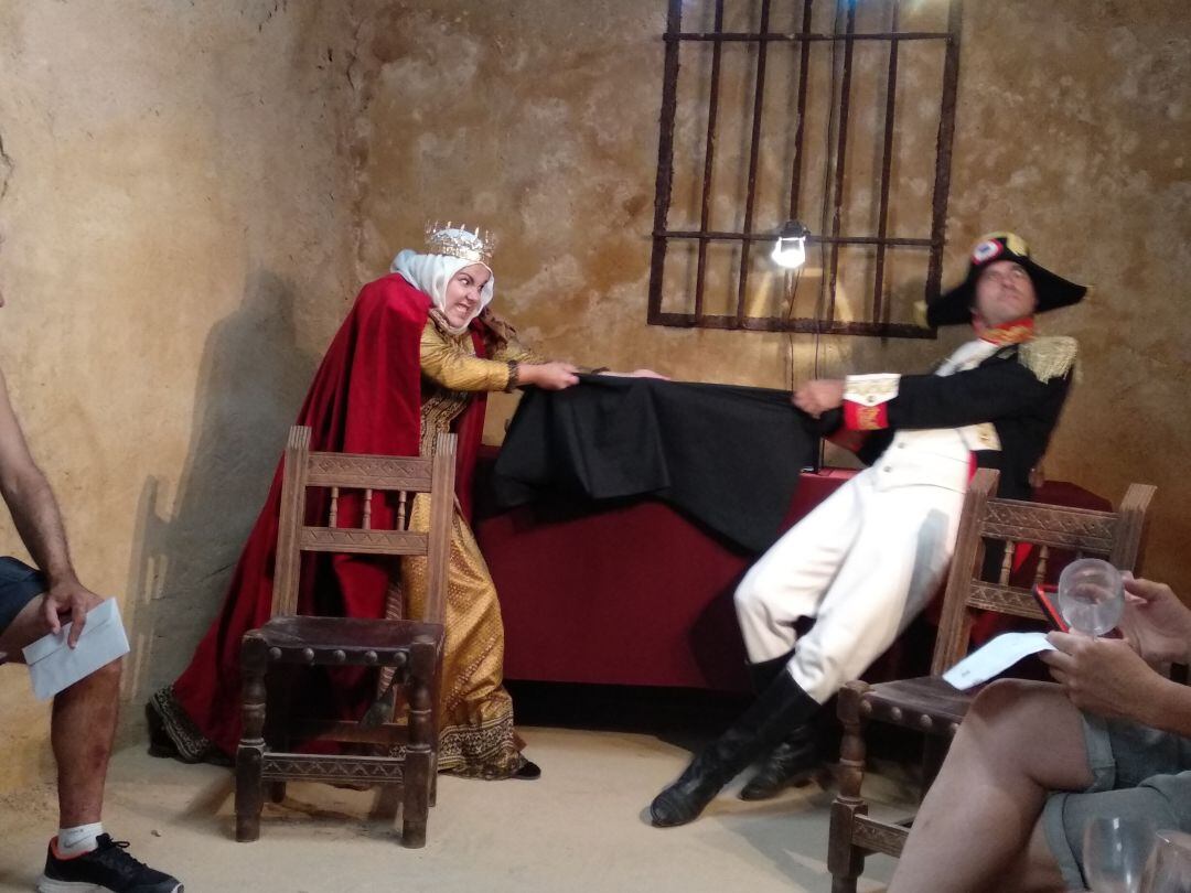 Isabel I y Napoleón son los dos personajes hisóricos que protagonizan la ruta turistica teatralizada por Aranda