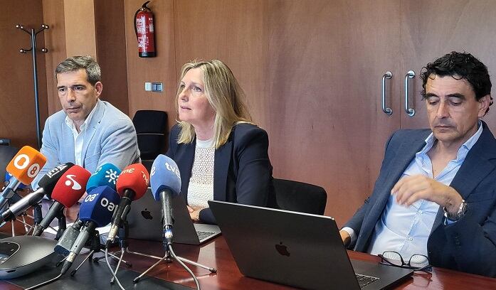 Un momento de la comparecencia