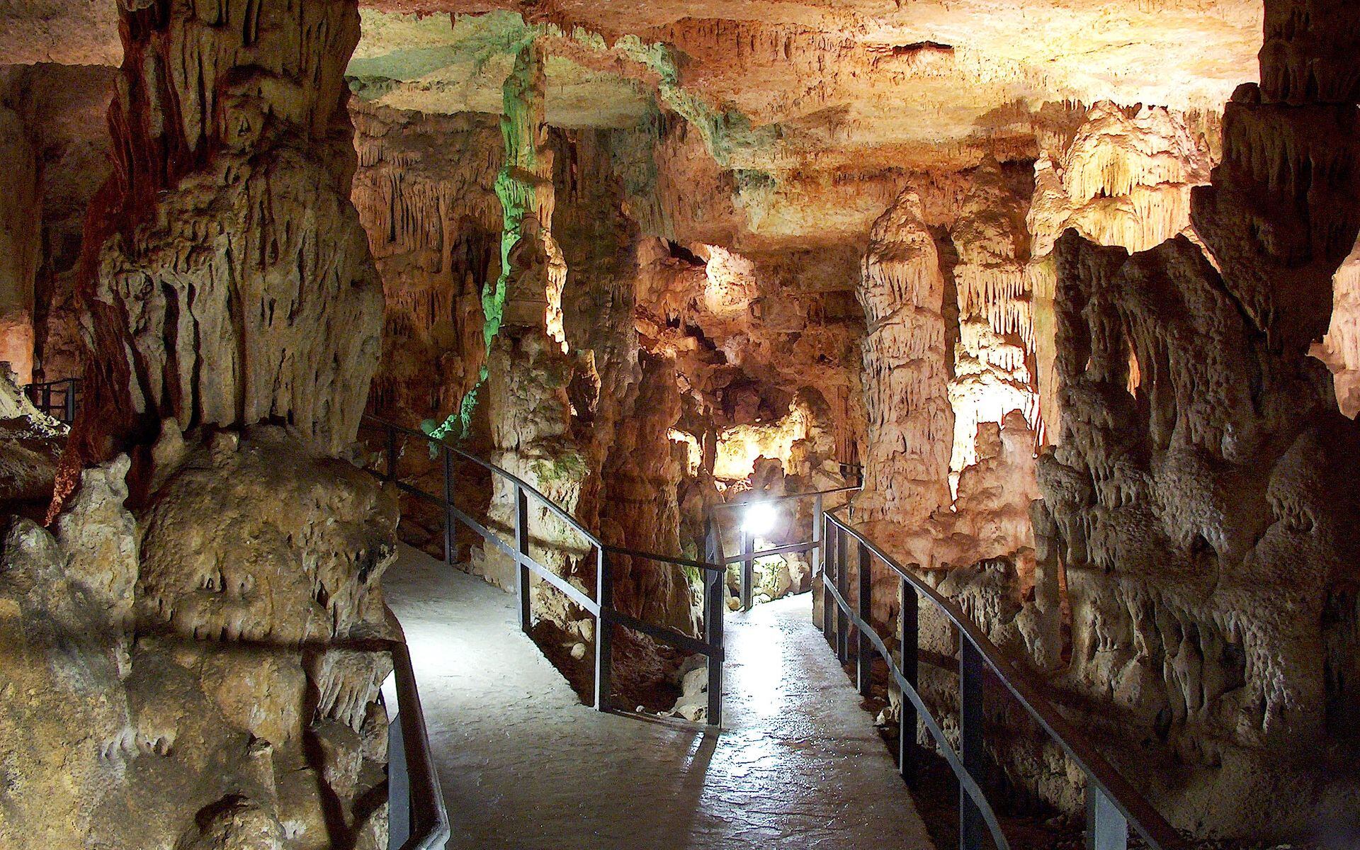 Cueva de los Franceses