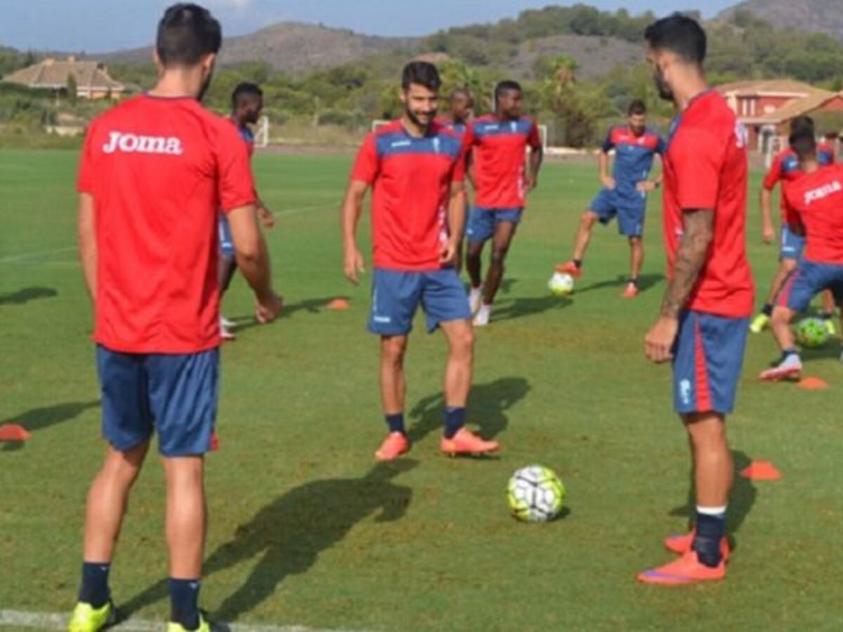 Javi Márquez y Biraghi se reincorporan al trabajo tras superar sus molestias