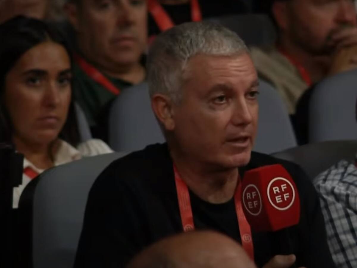 "Que la gente que se hace una foto con un narcotraficante nos pida ahora que seamos tan pulcros..."