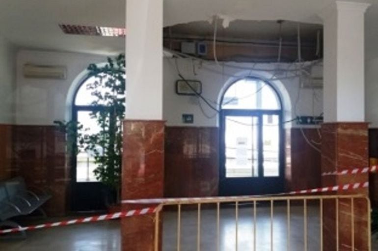 Vestíbulo de la estación del ferrocarril de Don Benito