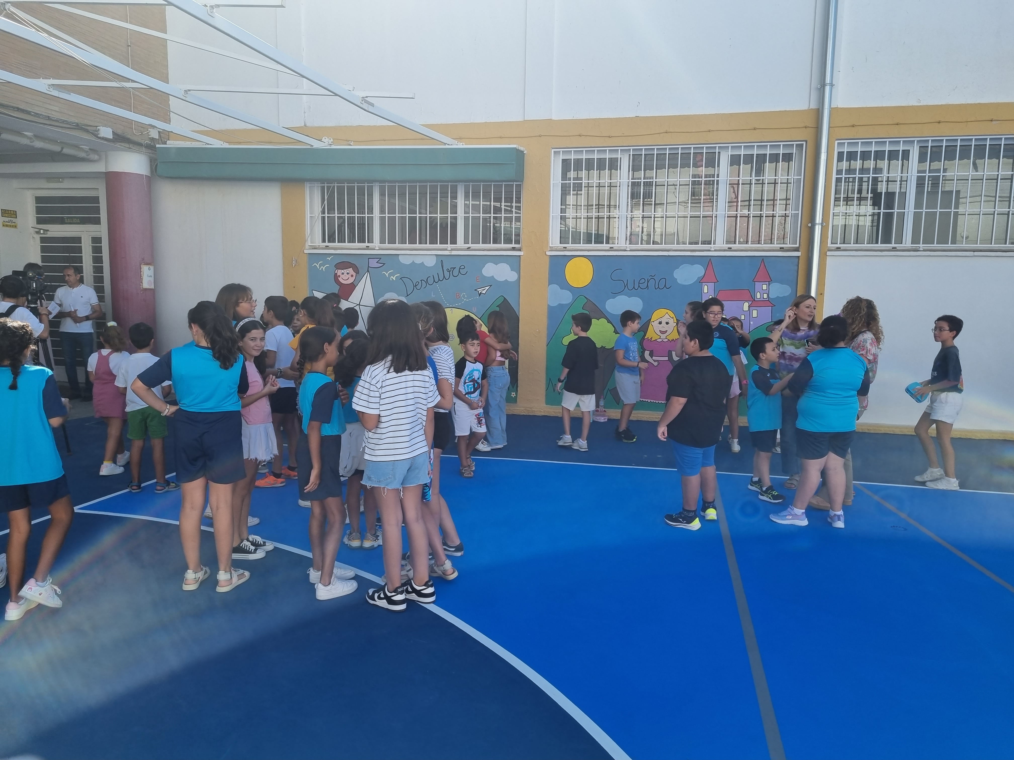 En el colegio Vicente Espinel han regresado a clase 210 alumnos