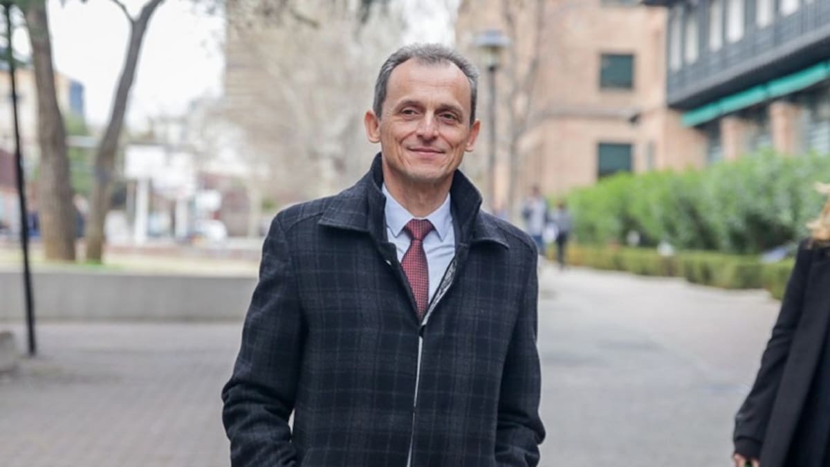 Pedro Duque: 'Pedimos excepciones a reglas de patentes para que la vacuna llegue pronto y rápido a todos'