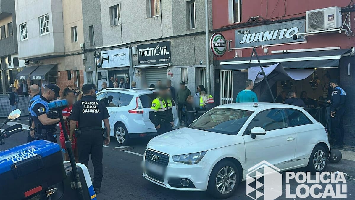 Siete heridos por el impacto de un coche contra un bar en Santa Cruz de Tenerife