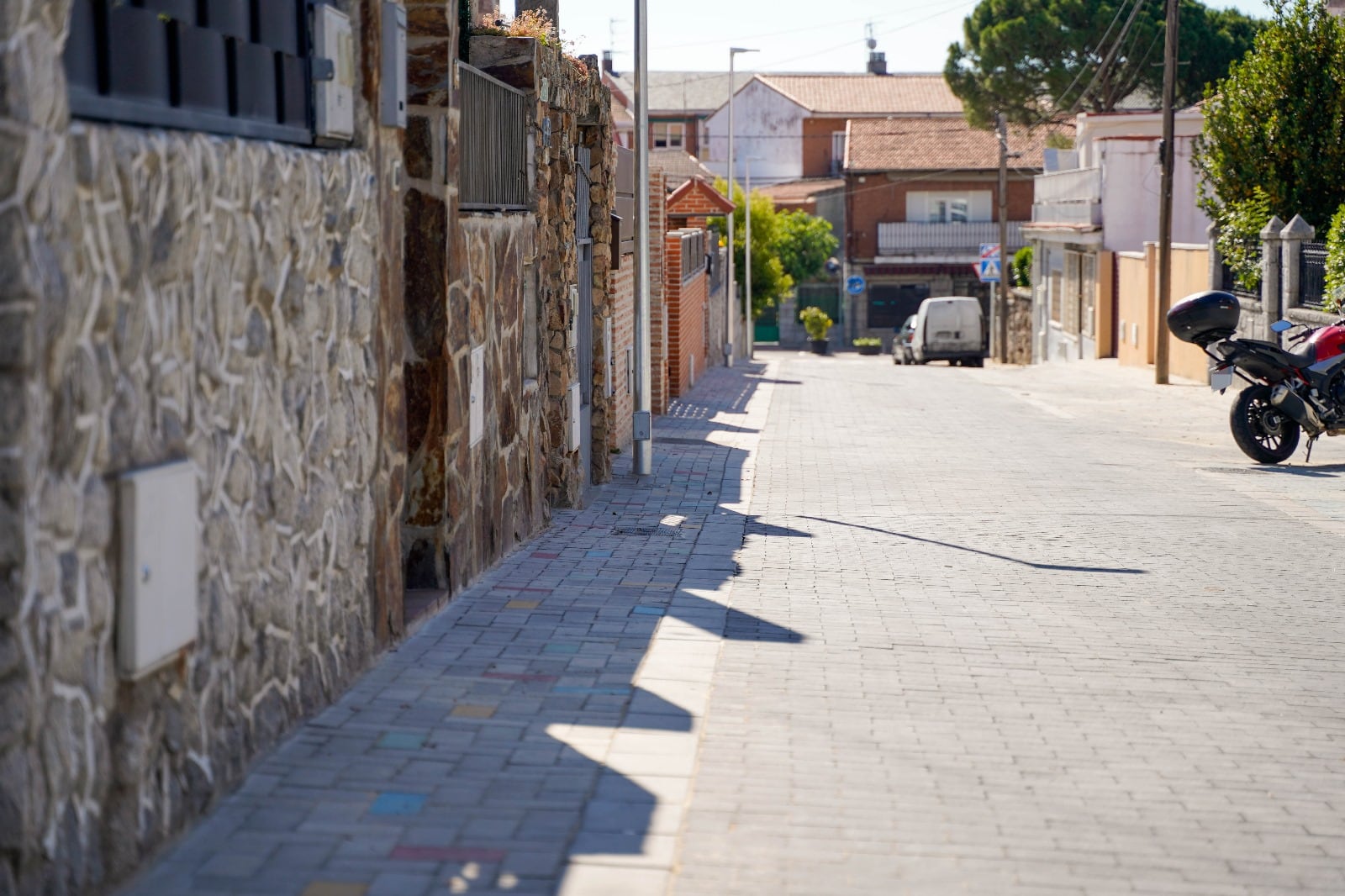 Finaliza la renovación de la red de saneamiento y alumbrado en varias calles de Colmenar Viejo