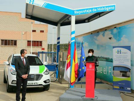 Isabel Rodríguez y Pedro Duque, en el CNH2