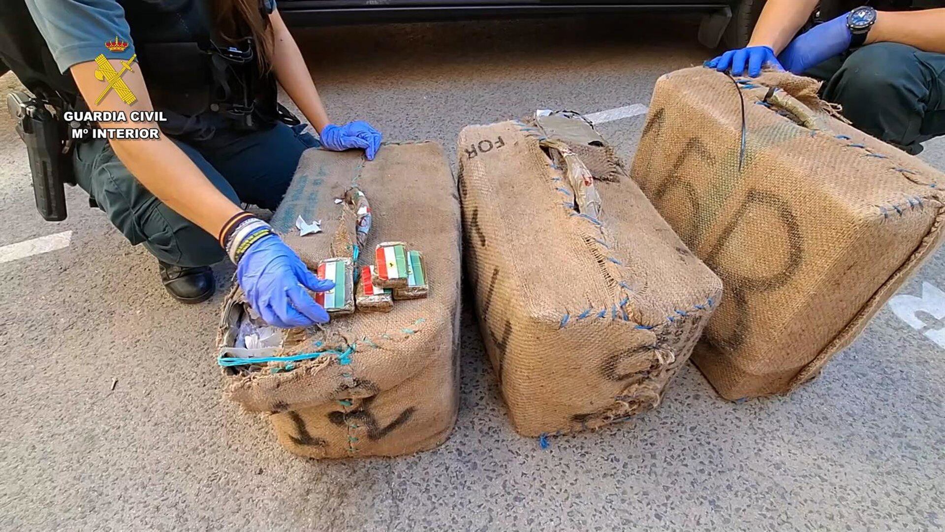 Droga intervenida por la Guardia Civil