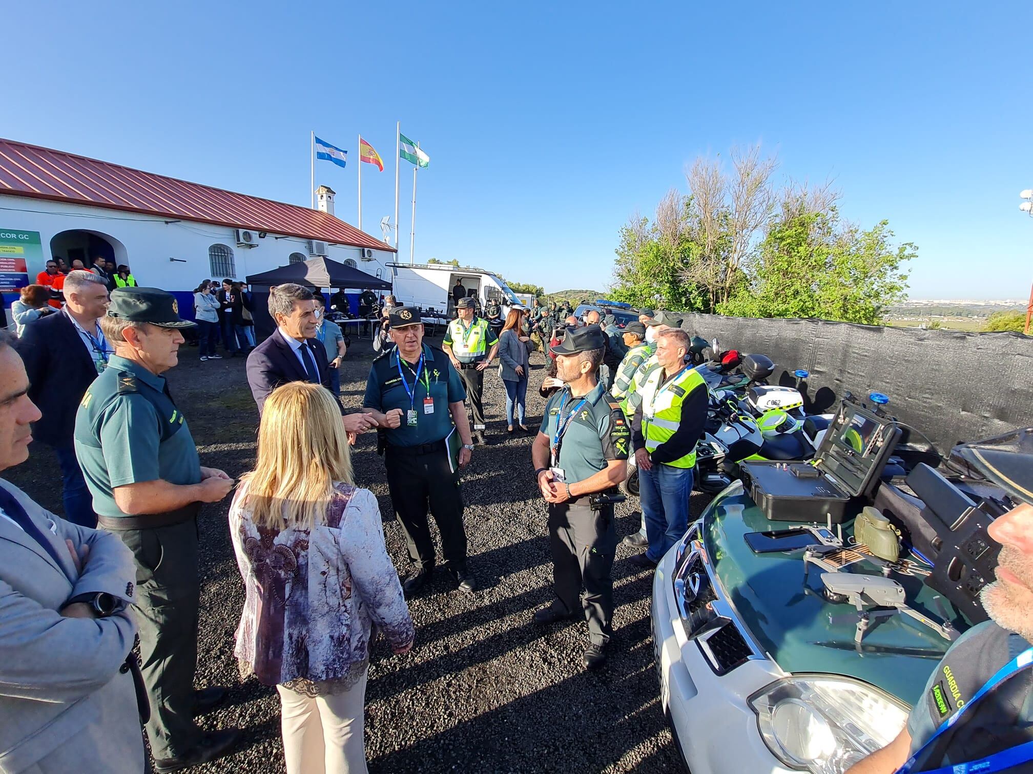 Pedro Fernández durante su visita al Circuito