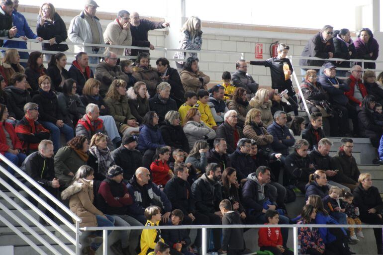 El Bm. Elda - C.E.E. quiere sentir el apoyo de su afición