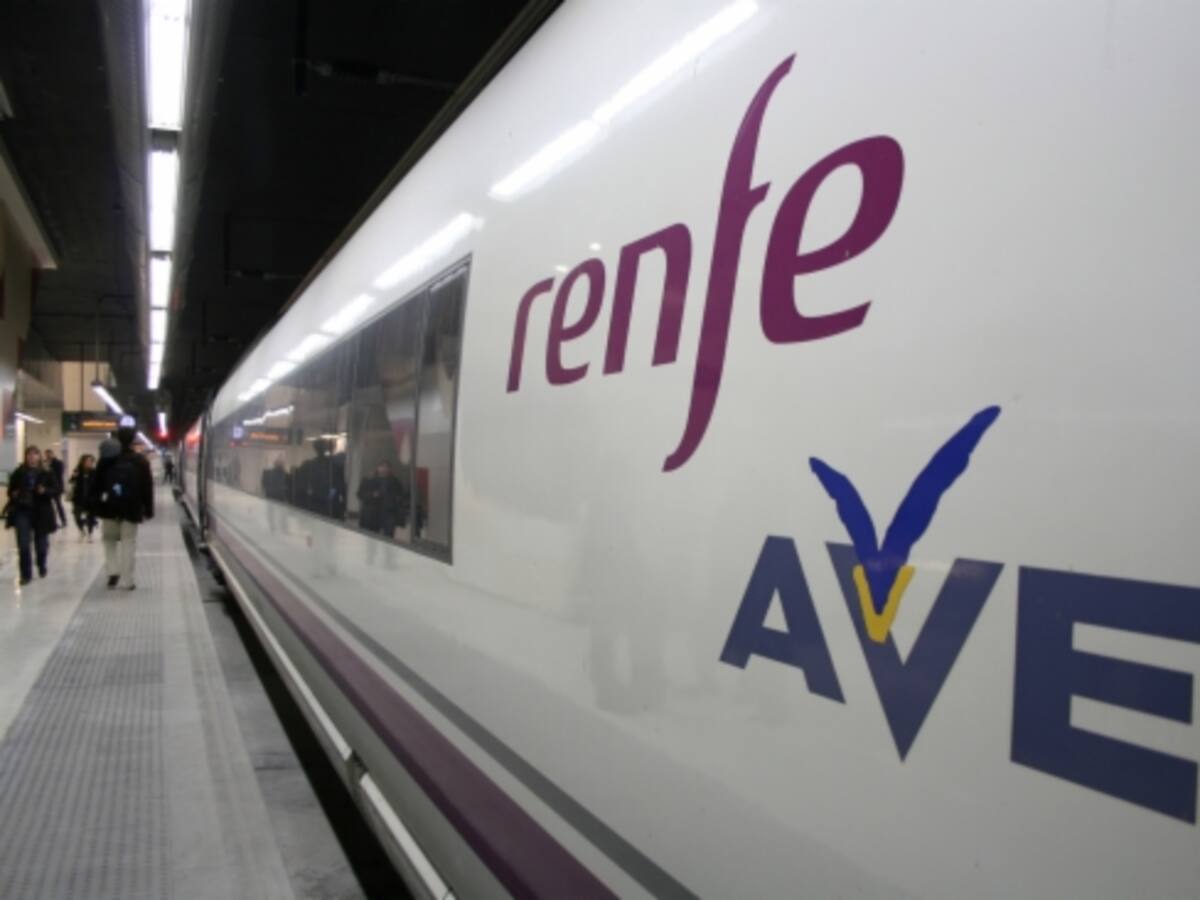 Els AVE a París, amb places d'AVANT