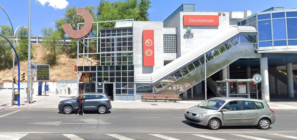 Estación de Cercanías Renfe de Zarzaquemada en Leganés.