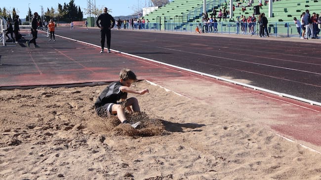 Atractiva jornada en la ciudad deportiva de Novelda