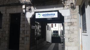 El enfrentamiento de los dos propietarios mantiene en vilo a los trabajadores de ASIDEMA