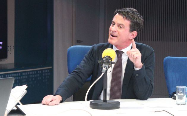 Manuel Valls, en los estudios de la SER.