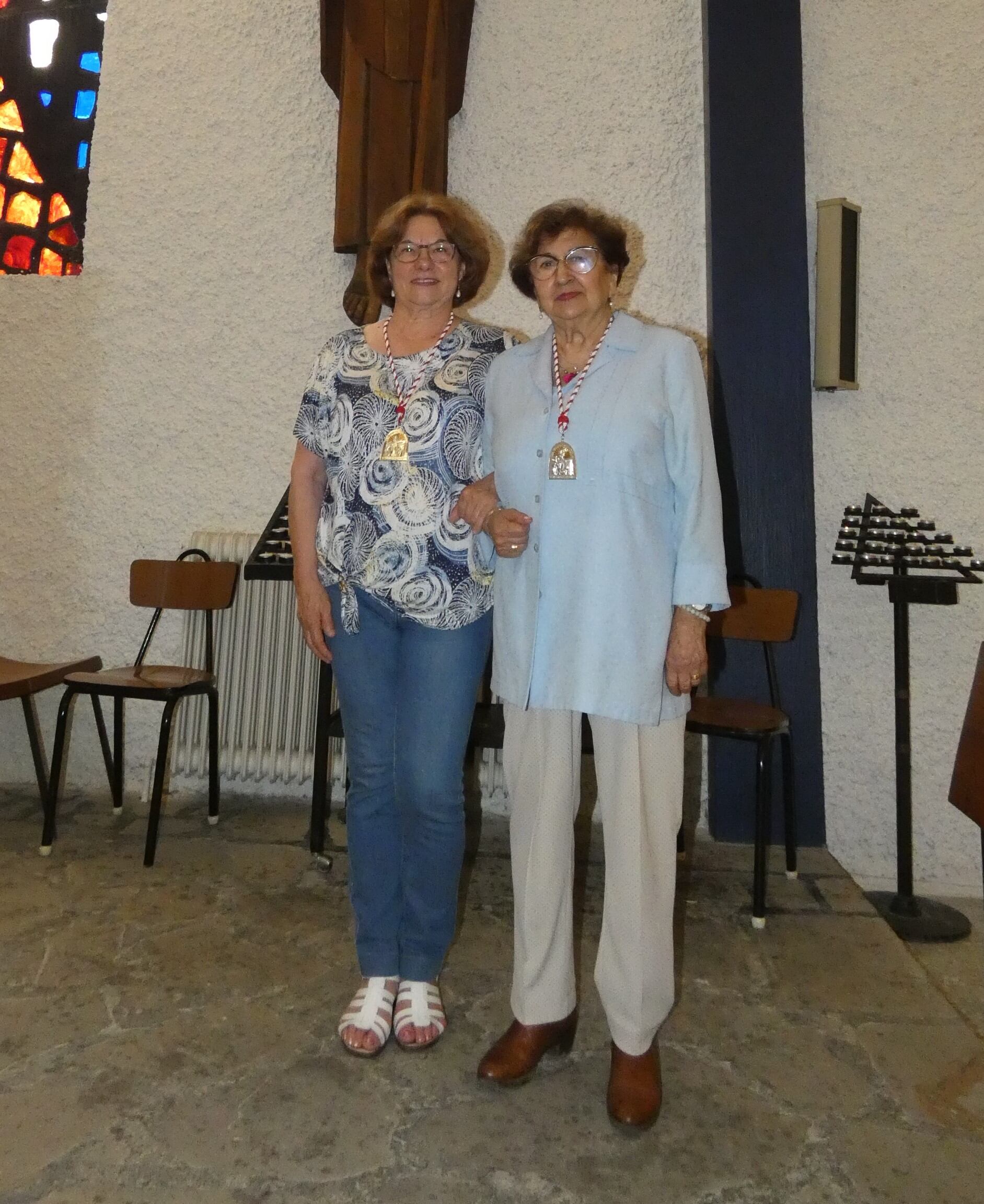 Elita Davias y Balbina Campo