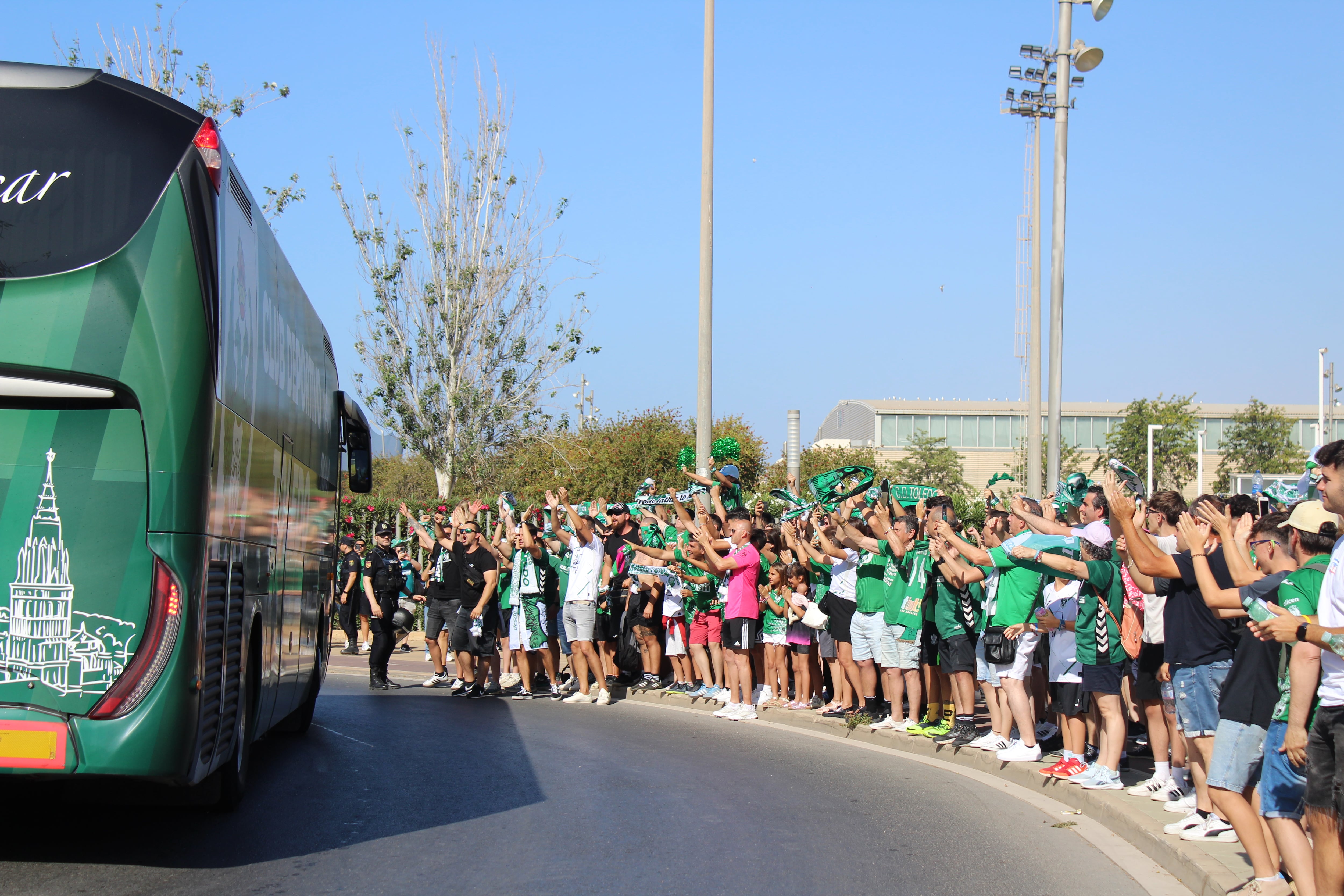 Recibimiento al CD Toledo en Almería