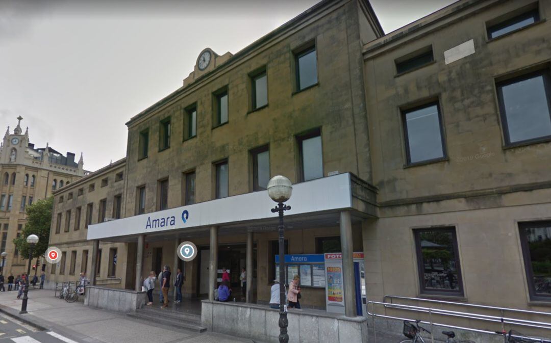 La placa se colocará en la estación de Amara, lugar del atentado