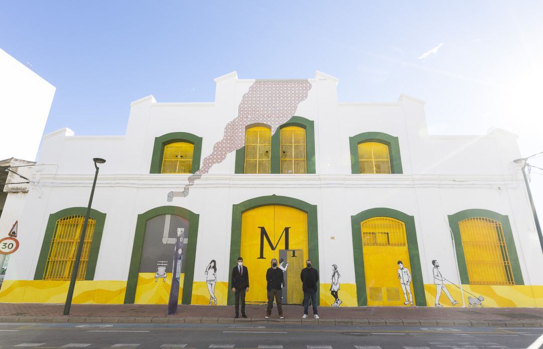 Nuevo mural en la fábrica de La Masía de Gandia 