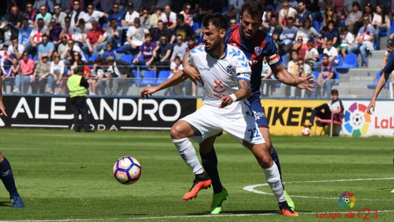 El jugador  reconoció haber recibido una oferta para salir del CD Tenerife