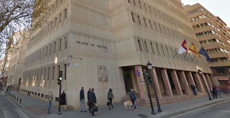 Tres personas más han sido citadas a declarar como testigos en el Juzgado de Instrucción 3 de Albacete, en la sede del TSJ