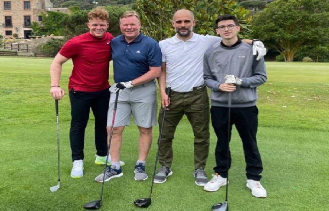 Guardiola y Koeman, jugando al golf junto a sus hijos