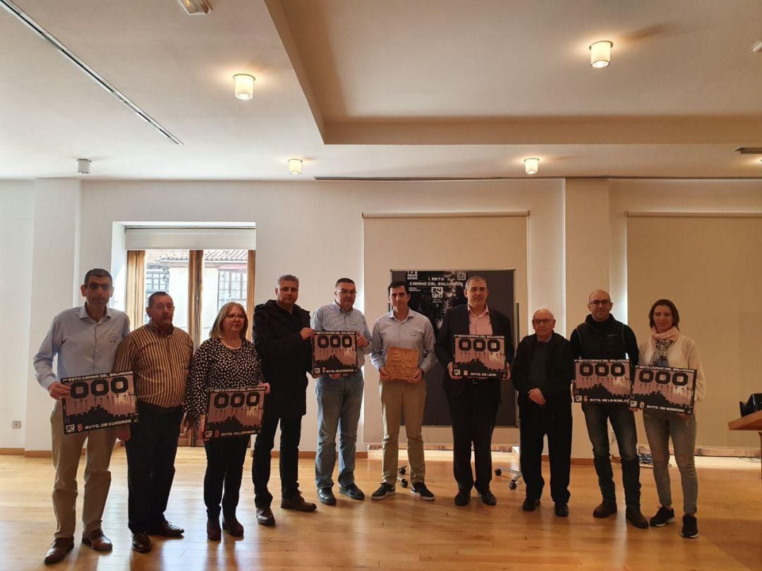 Organizadores y autoridades, durante la presentación del evento