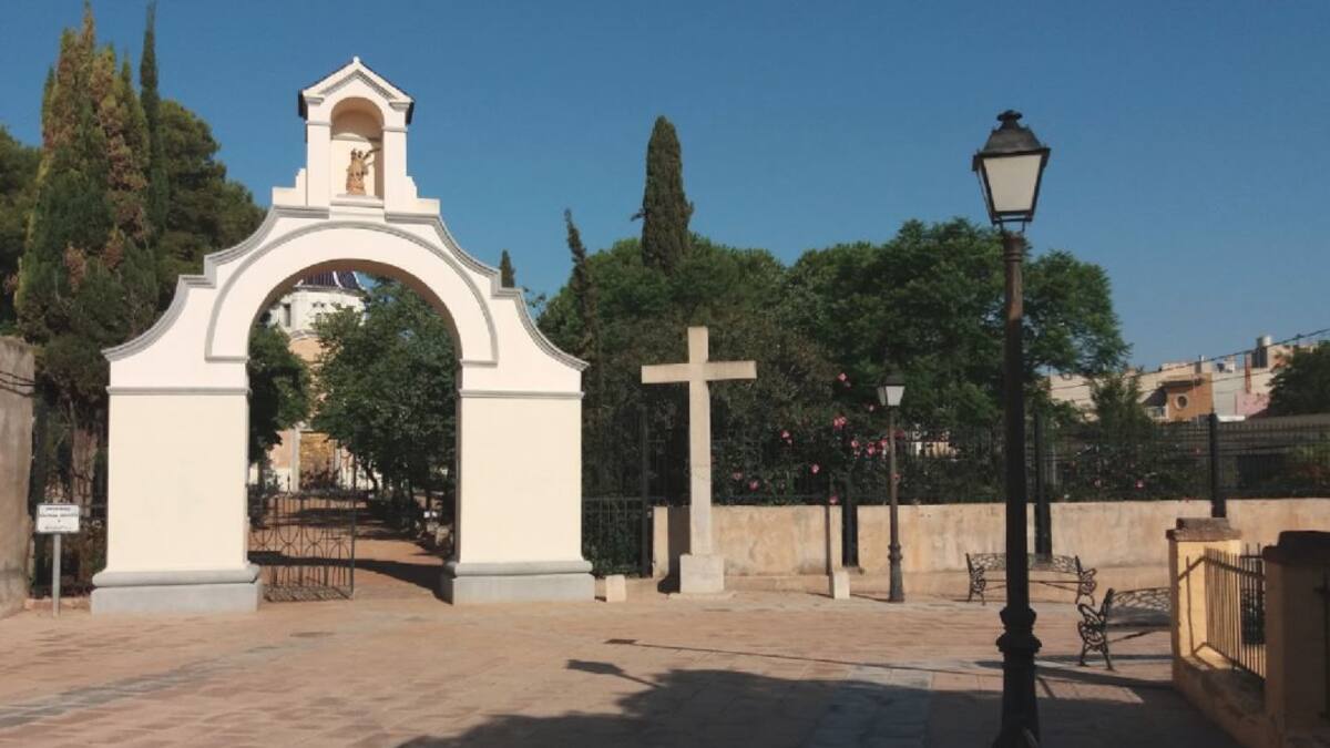 La Asociación de Abogados Cristianos denuncia al Ayuntamiento de Betxí por la retirada de una cruz