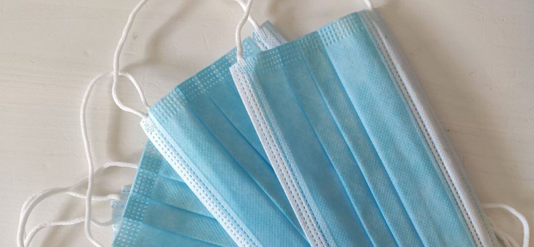 Se cumplen tres meses desde la obligatoriedad de llevar mascarilla en la calle. 