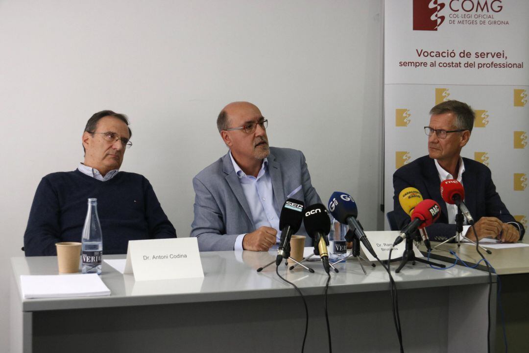 El cap de servei de cirurgia del Trueta, Antoni Codina, el de cardiologia, Ramon Brugada, i el d'endocrinologia, Wilfred Ricart