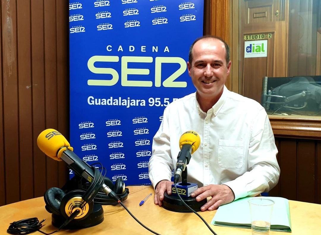 Alberto Rojo, este lunes en los estudios de SER Guadalajara.