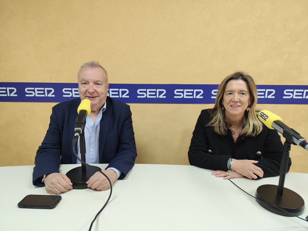 Mari Carmen Galera y Pedro Manuel de la Cruz en Ser Andaluces