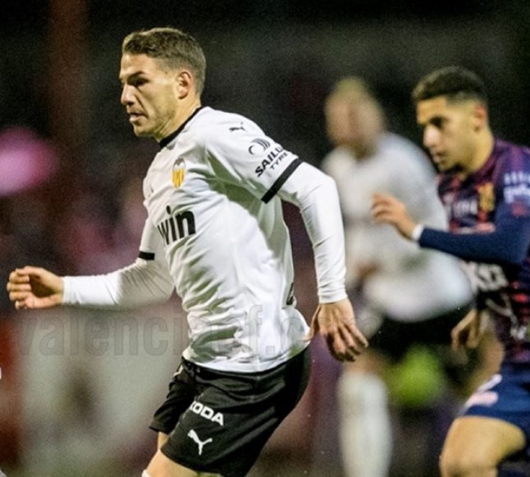 Foto del partido entre Yeclano Deportivo y Valencia CF