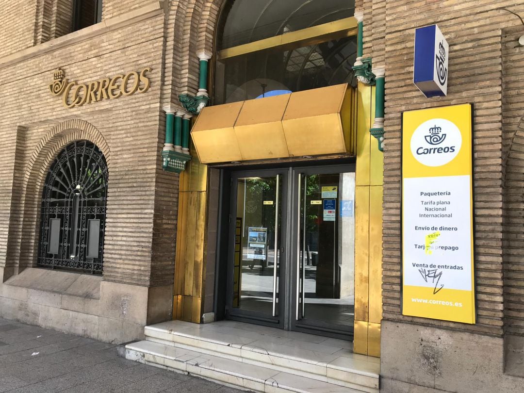 Oficina Central de Correos en Zaragoza