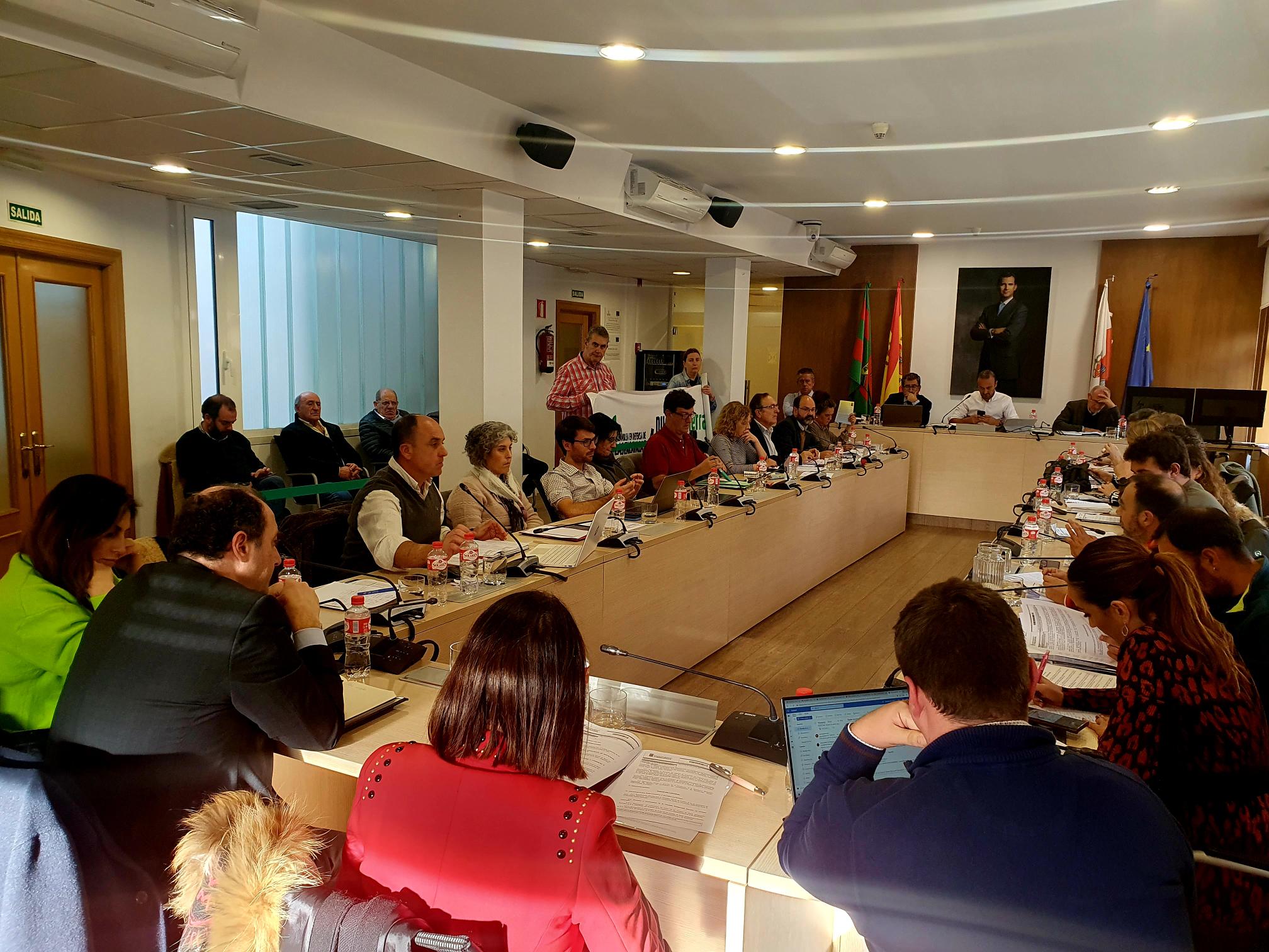 Pleno celebrado ayer en el Ayuntamiento de Torrelavega.