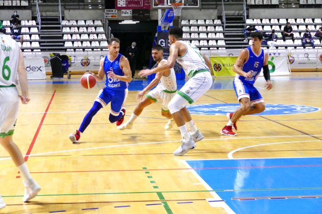 Pedro Llompart ante TAU Castelló
