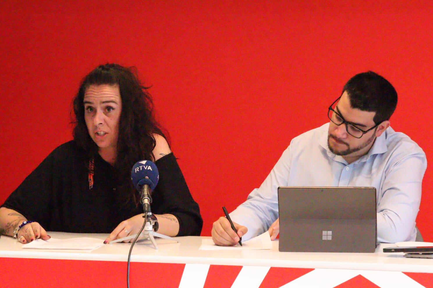 El president del PS, Pere Baró, i la membre del comitè directiu, Carla Guinot