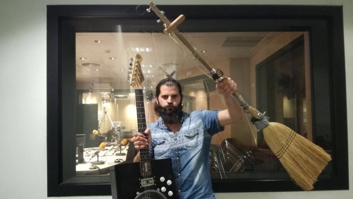 Sergi Estella: "Els objectes-instrument em parlen"