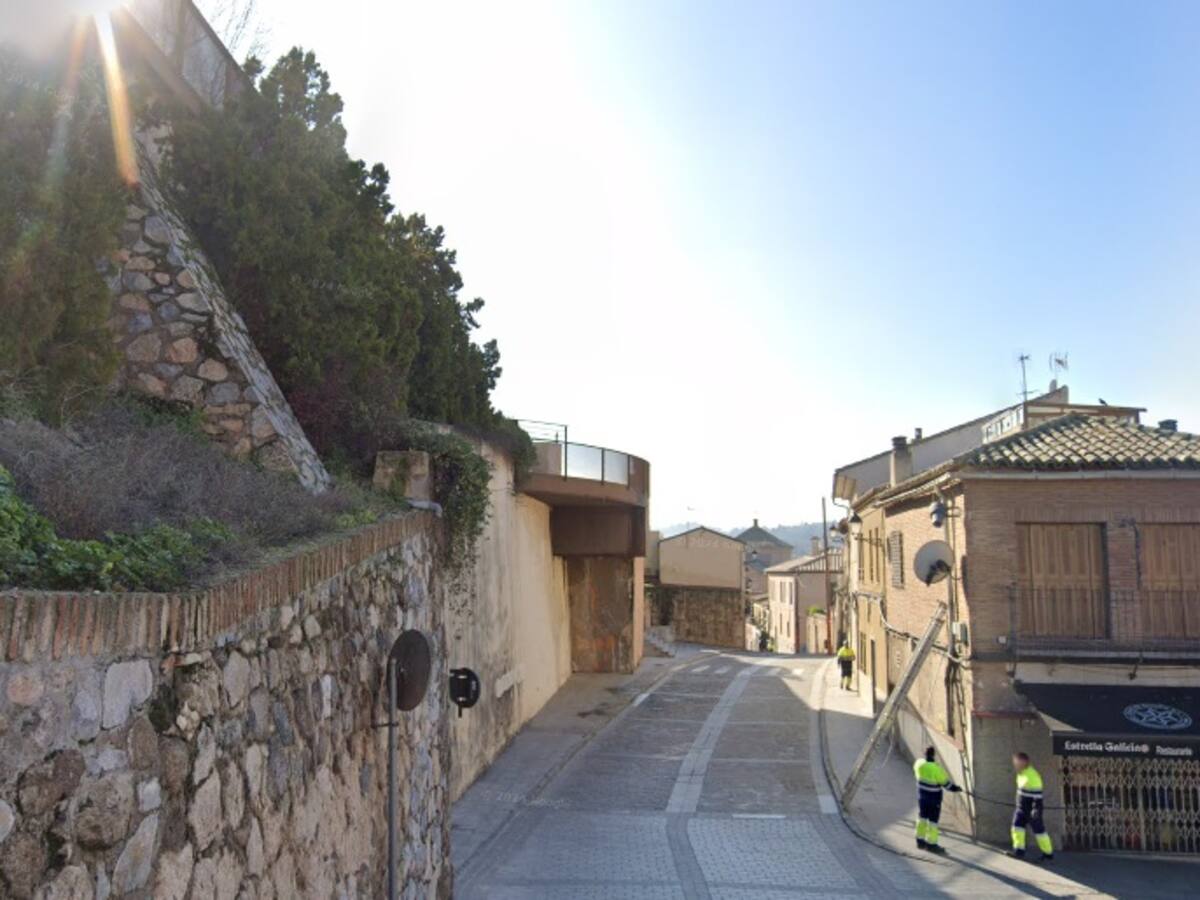 En agosto finalizarán las obras de reforma de la calle Descalzos