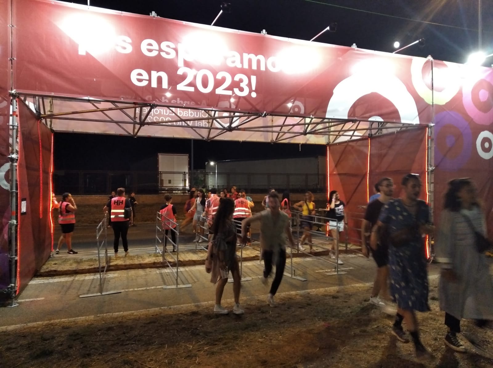 Entrada al recinto del Picón anoche en el preámbulo