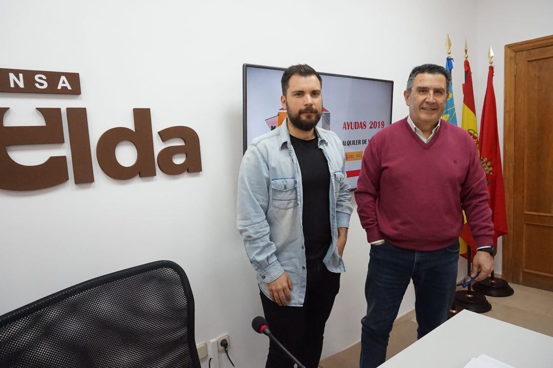 Javier Rivera junto con Amado Navalón