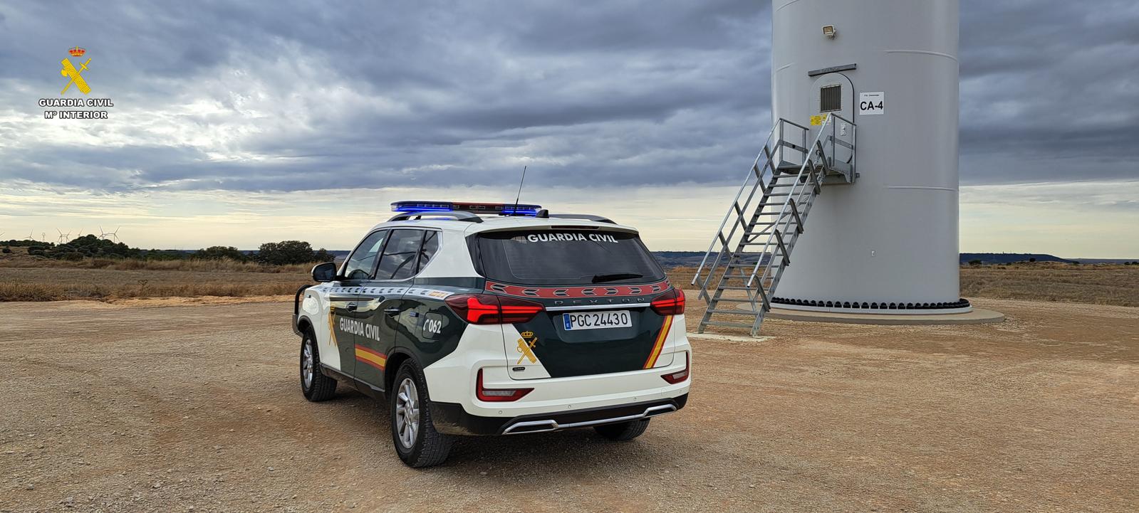 Tres detenidos y un investigado por sustraer bobinas de cobre en Villalobón